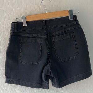 Spanx stretch twill shorts 4”